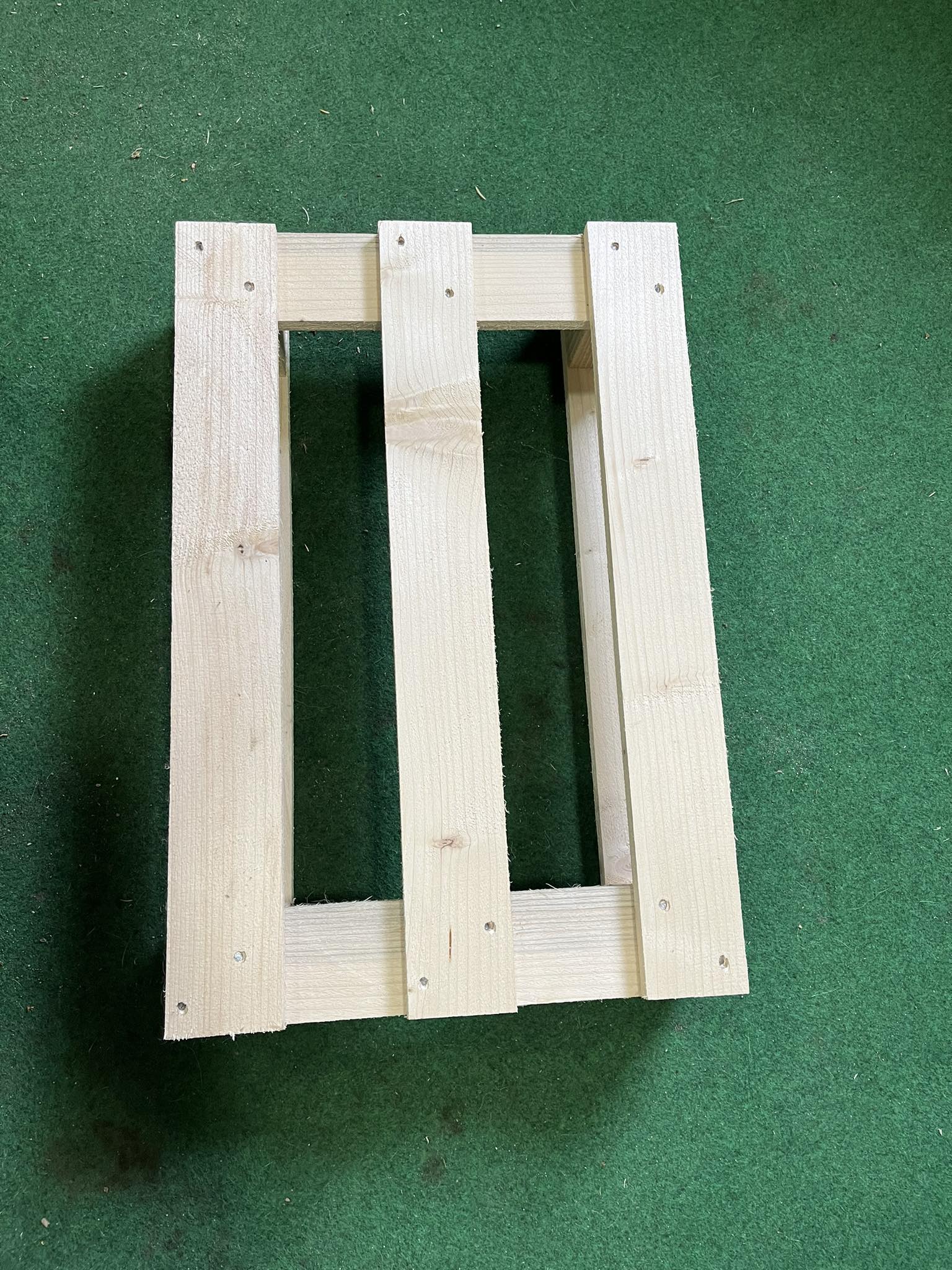 Čtvrt paleta 600x400mm, nová nábytková