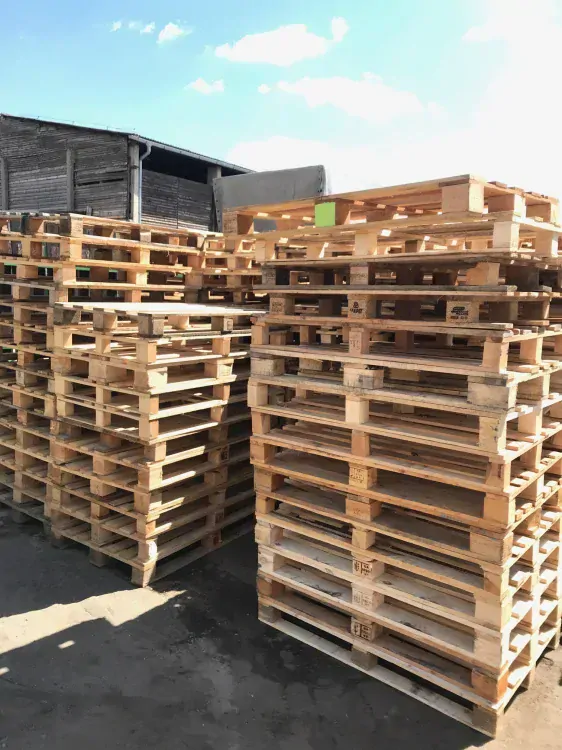 Dřevěná paleta STANDARD 1200x800 odlehčená světlá/tmavá mix